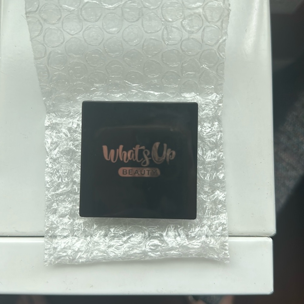 Whats Up Beauty Lattetude Eyeshadow Duo New w/o Box Shimmer Matte Brown Gold